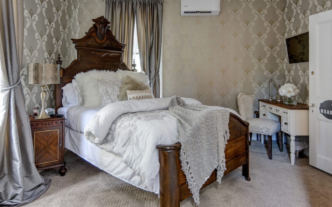 Visit our site and explore all 26 unique rooms at The Harrison, Pharos at The Harrison, and Casablanca.