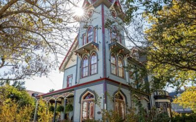 Explore the spirits of historic Cape May during specially-themed tours and events that tell the many ghost tales of this seaside town. Visit www.CapeMayMac.org to learn more about how to make th e most of this spooky season.